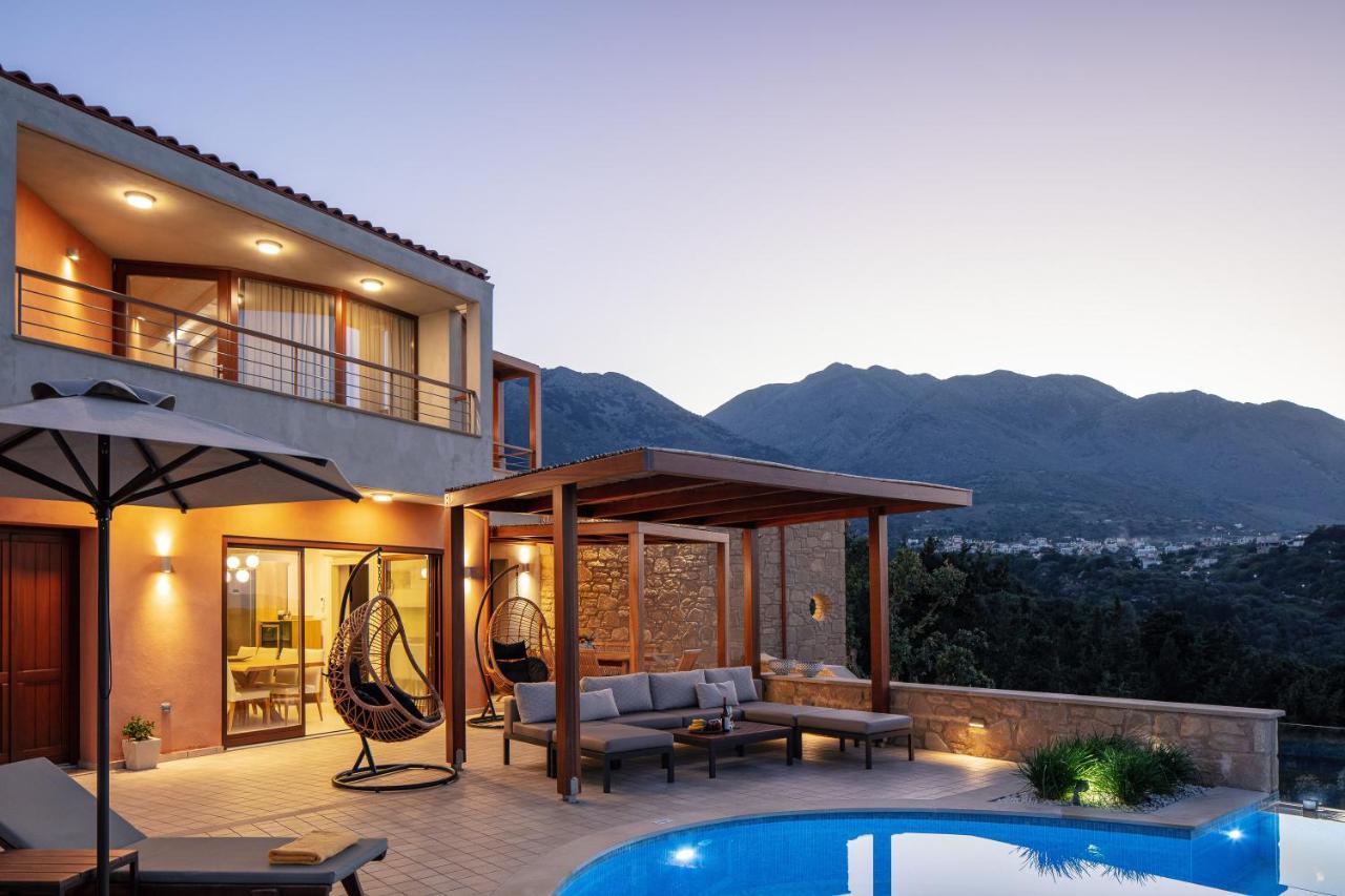 Vardina Villa *