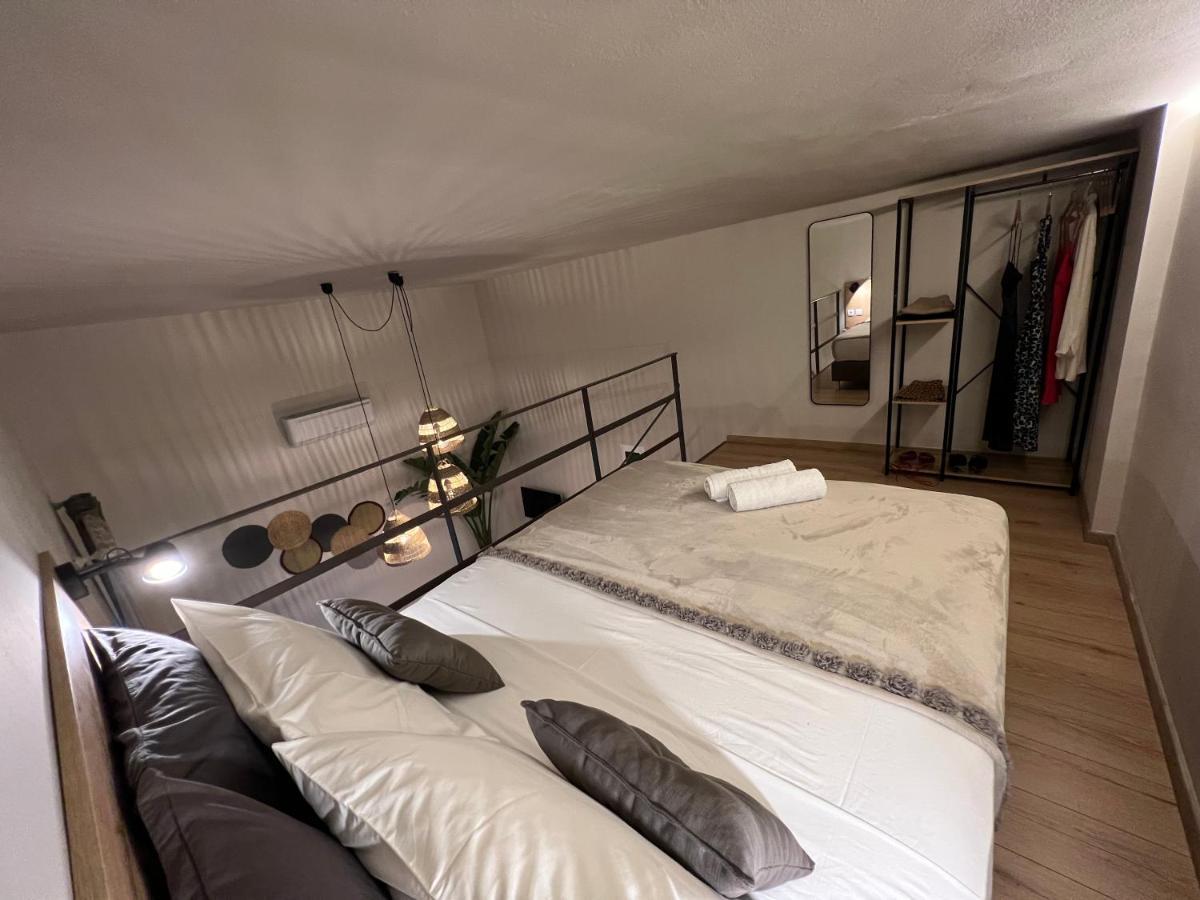 M&m's Loft *