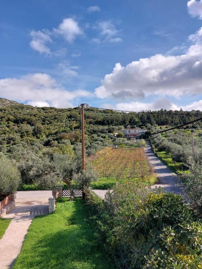 Mati- Cozy Apartment- Close To The Of Almyrida With A Shared Pool Apartment Chania (Crete)