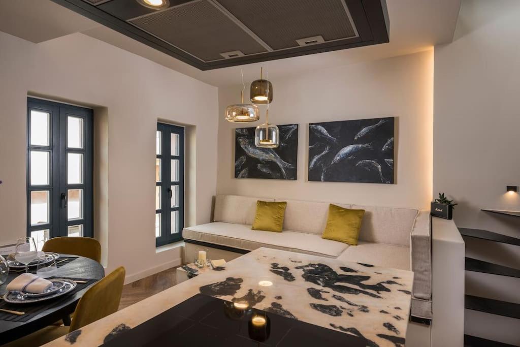 To Ble Hani, The Old Town House Villa *