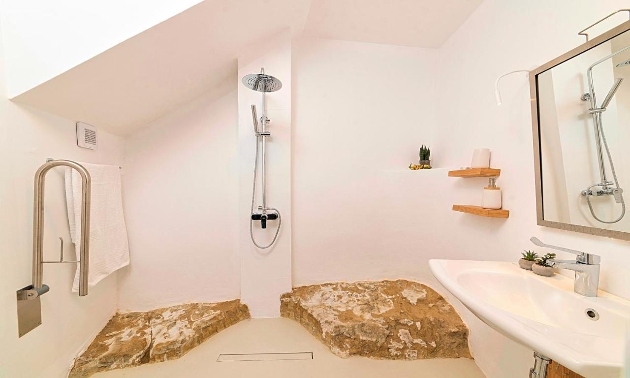 Sun Stone Villa