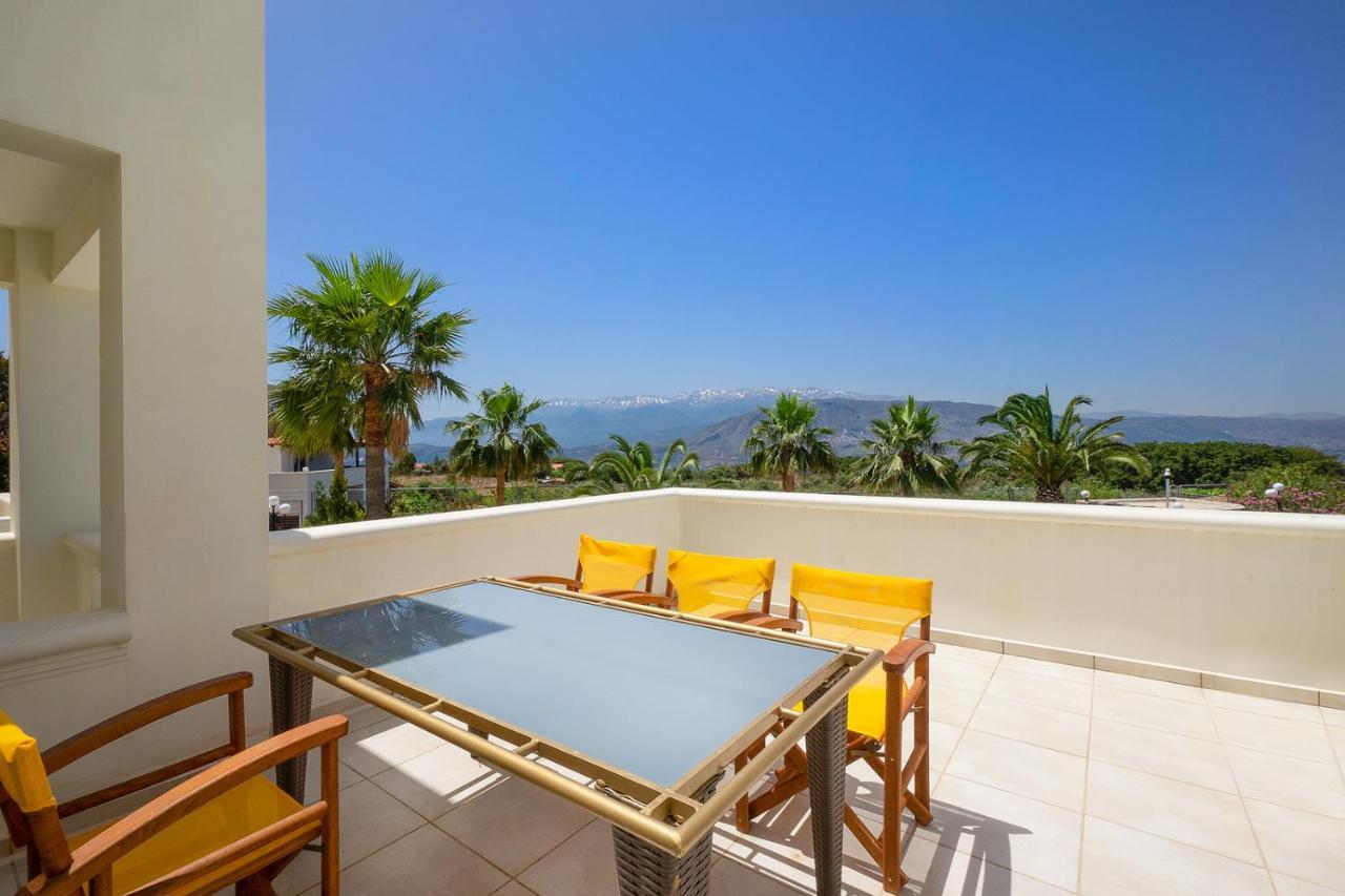 Villa Epavlis Akrotiri *