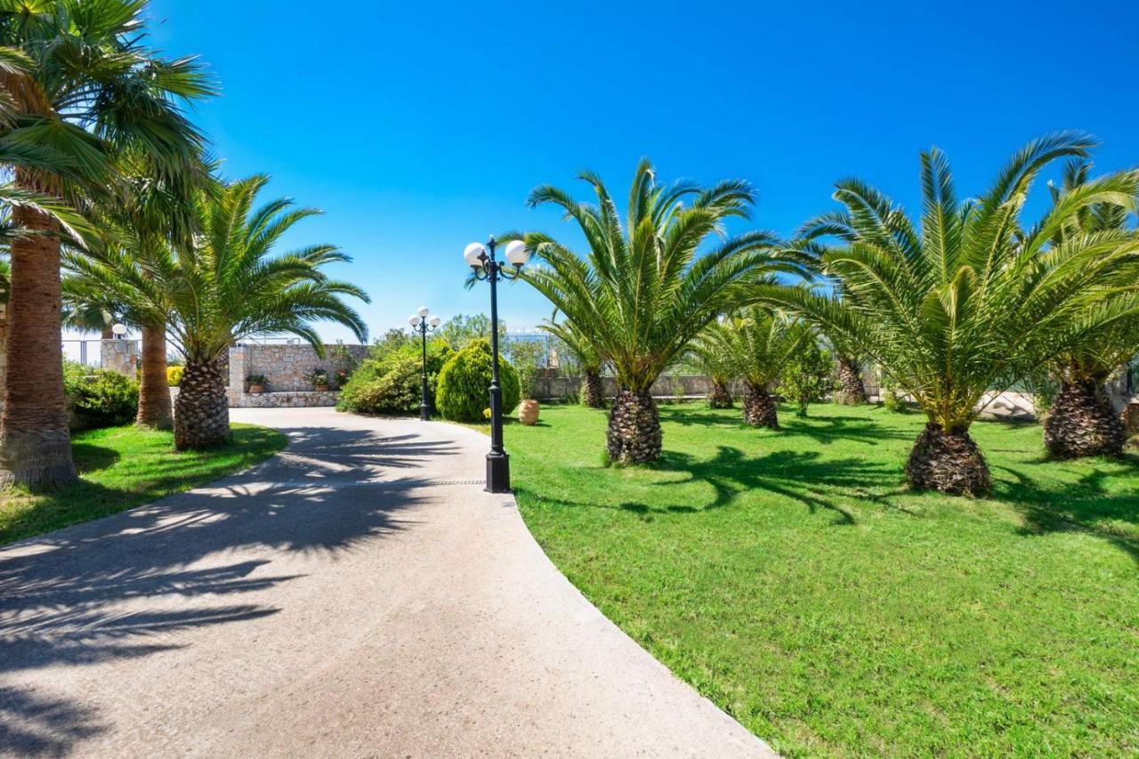 Epavlis Akrotiri Villa Chania (Crete)