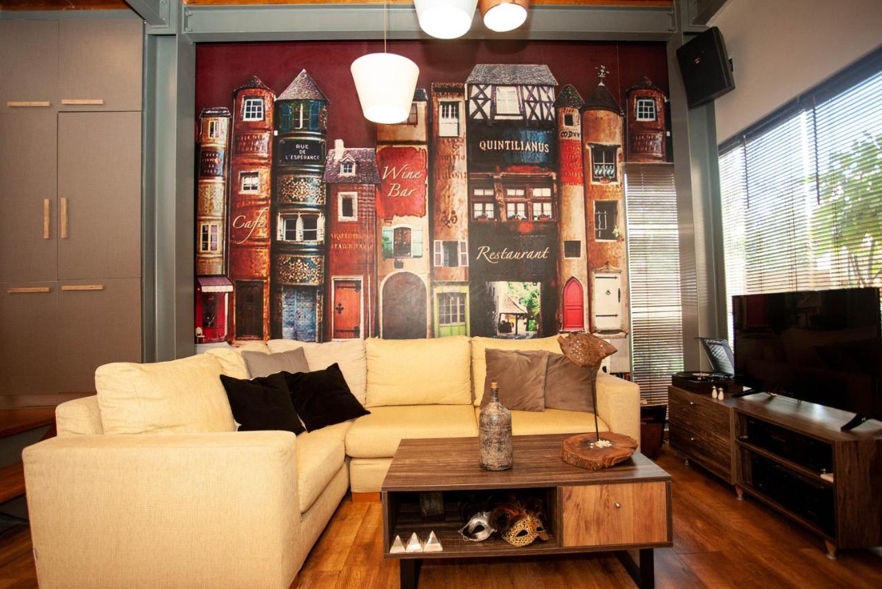 Euzoia Luxury Maisonette *