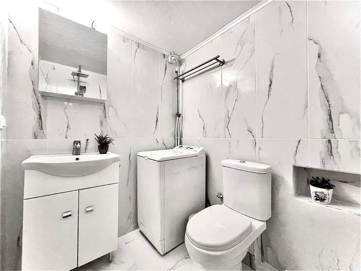 Apartment Odyseia Apts ιi At The Center Of The & Old Town