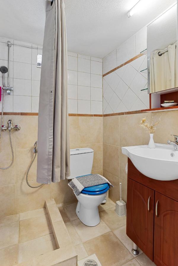 Bella-maria At Aptera With Mountain And Sea View !! Holiday home *