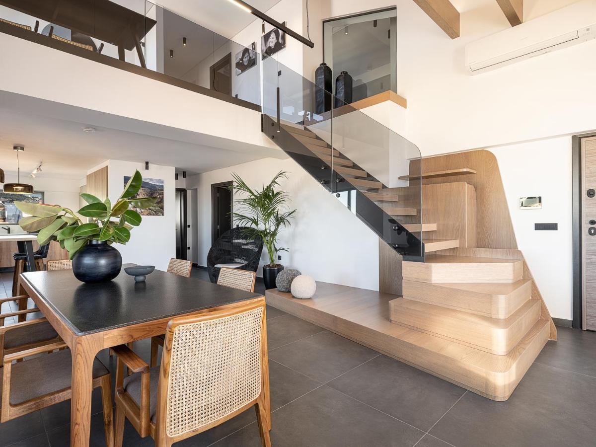 Sea & Sun Penthouse Apartment