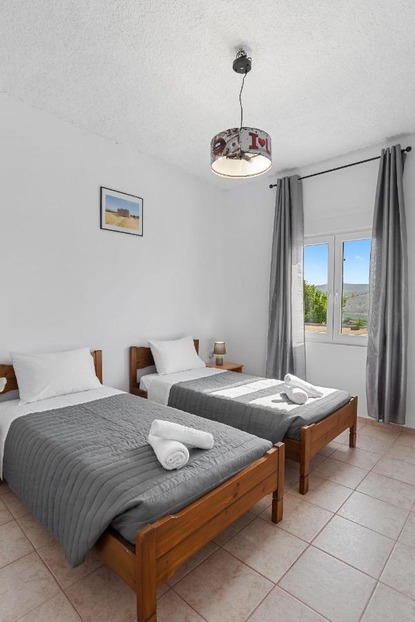 Bella-maria At Aptera With Mountain And Sea View !! Holiday home