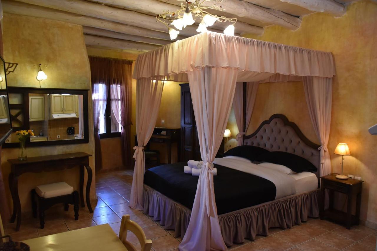 Odos Oneiron Boutique Aparthotel Chania (Crete)