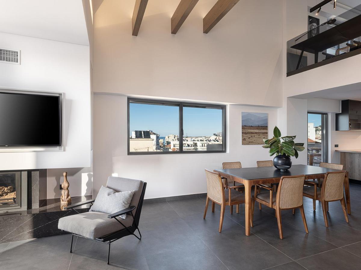 Sea & Sun Penthouse Apartment *