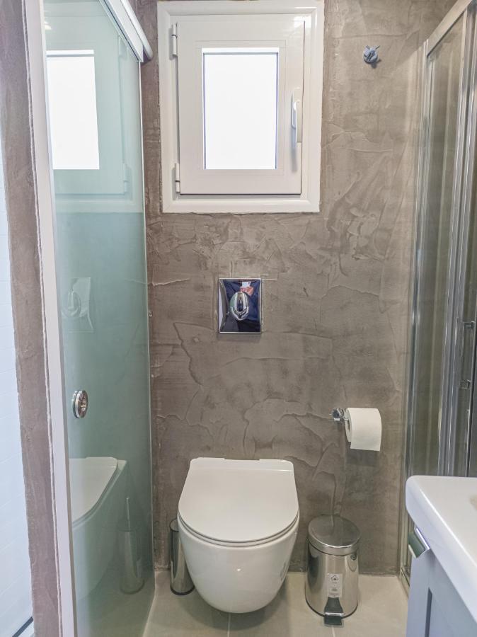 Apartment Comfy With Small Private Pool, Fiber Internet And Private Parking