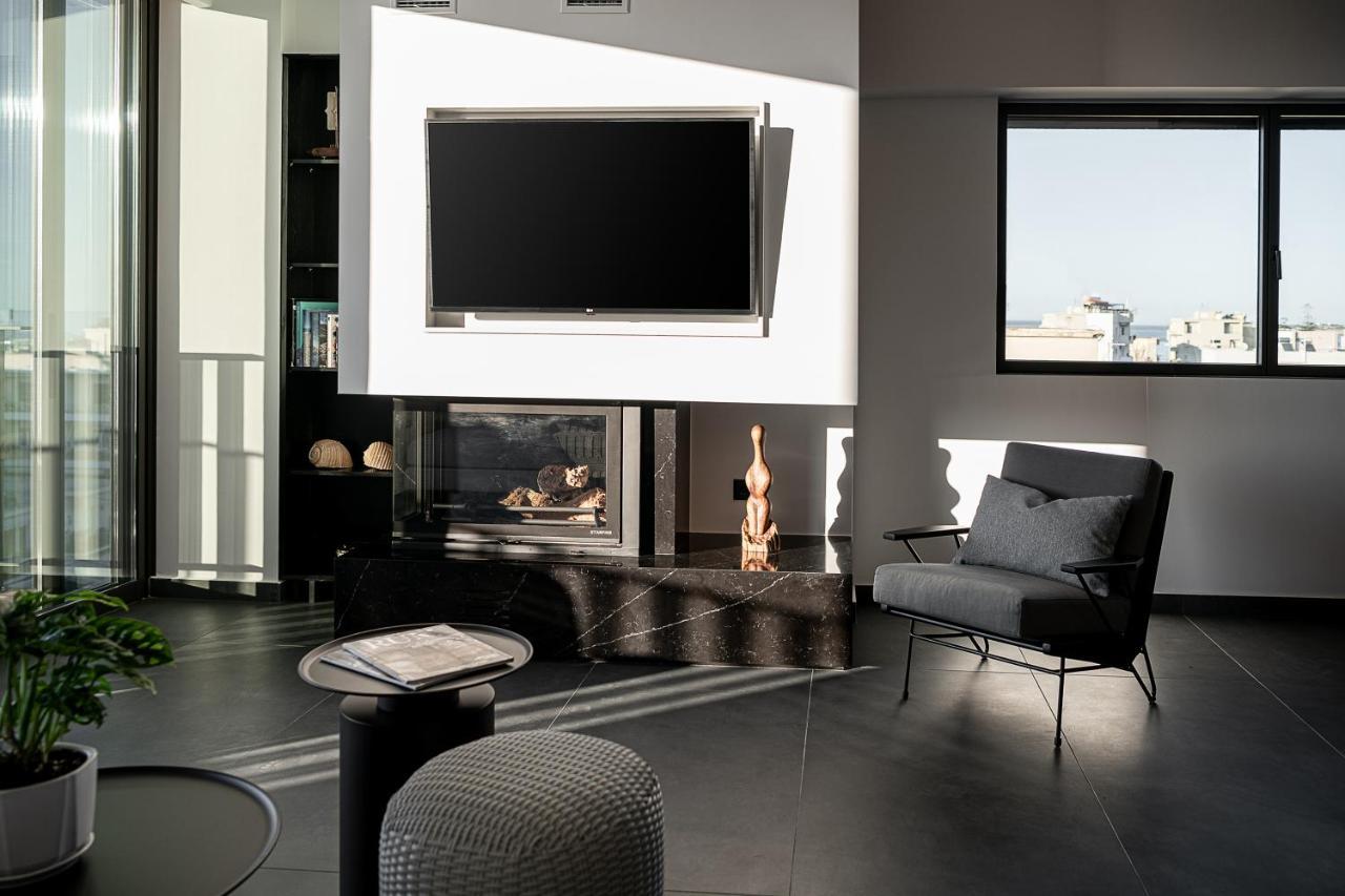 Sea & Sun Penthouse *