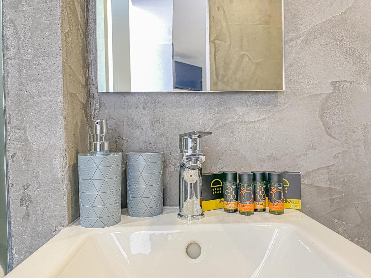 Comfy With Small Private Pool, Fiber Internet And Private Parking Chania (Crete)