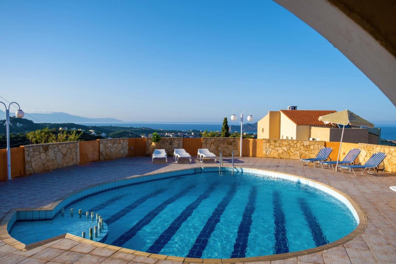 Villa Jokasta & Erato *