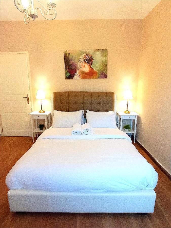 Odyseia Apts I At The Center Of The & Old Town Chania (Crete)