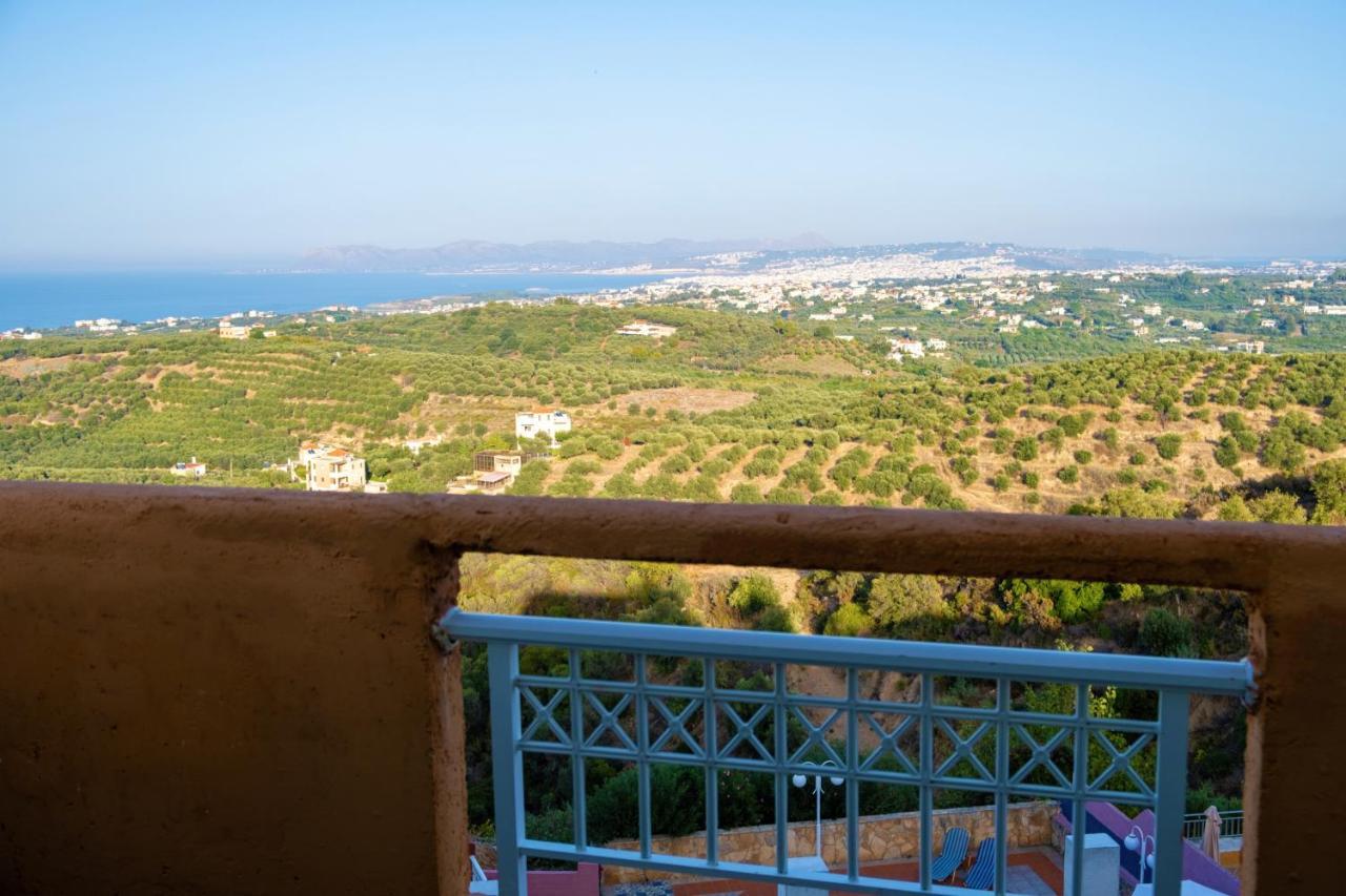 Jokasta & Erato Chania (Crete)