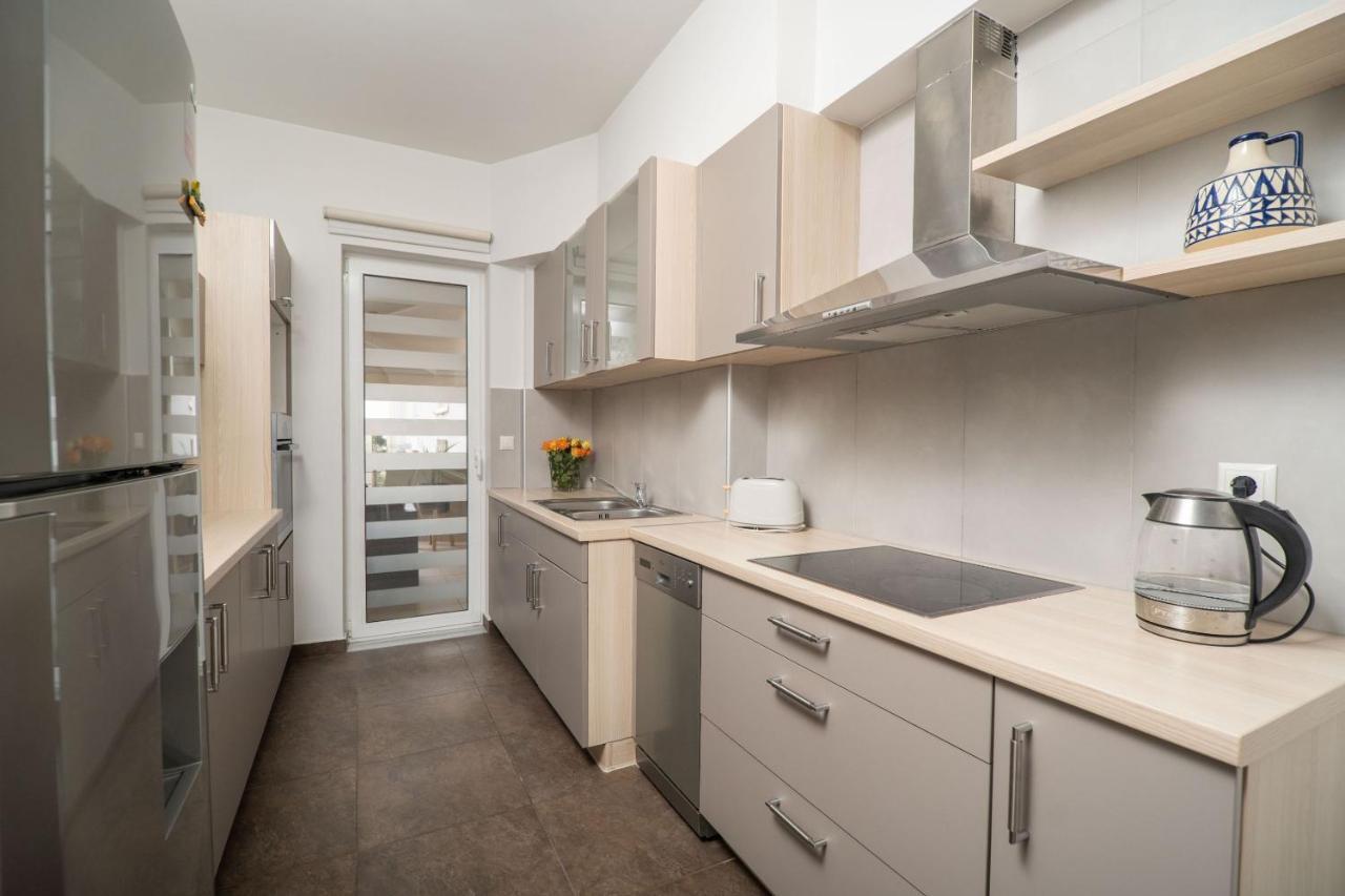 City Beach Apartment Appartement *