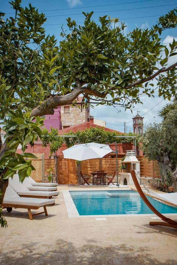 Avocado Iason Villa