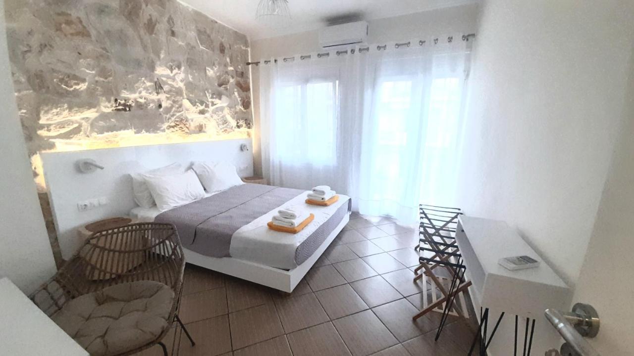 Split Level Apartment *