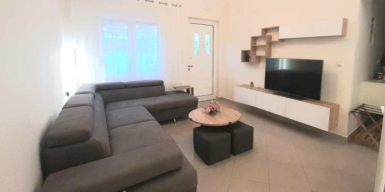 Split Level Apartment *