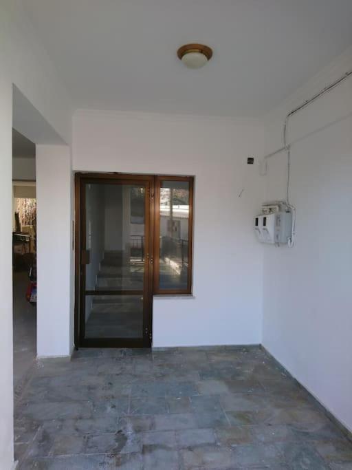 Sunny Family In Chania Close To The Sea Apartment *