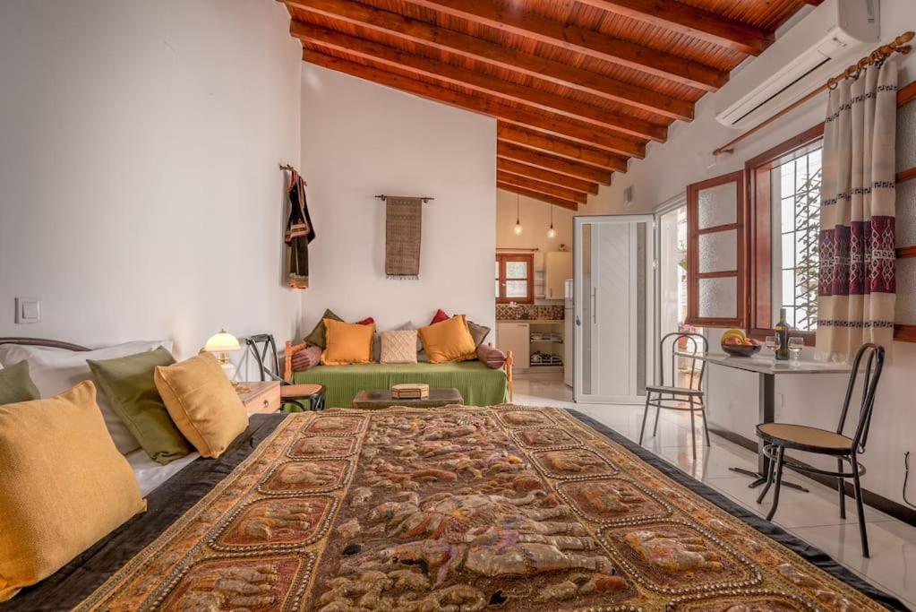 Spitaki - A Hidden Gem Chania (Crete)