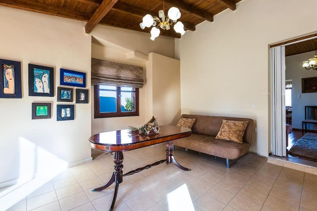 Lefteris Casa de férias Chrissi Akti Chania
