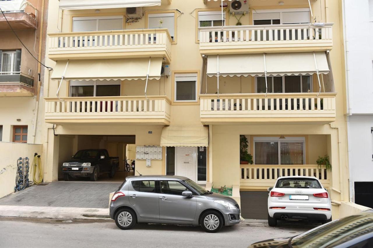 Apartment Near The Old Venetian Harbor
