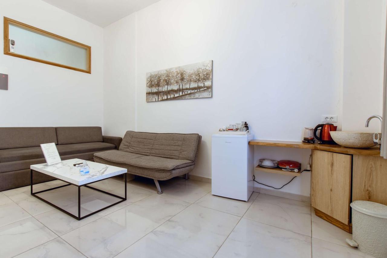Hotel Deluxe Chania (Crete)