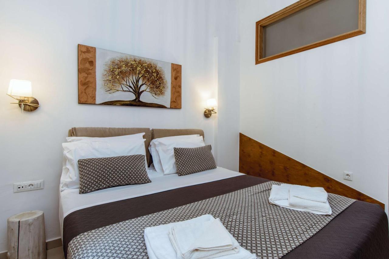 Deluxe 3* Chania (Crete)