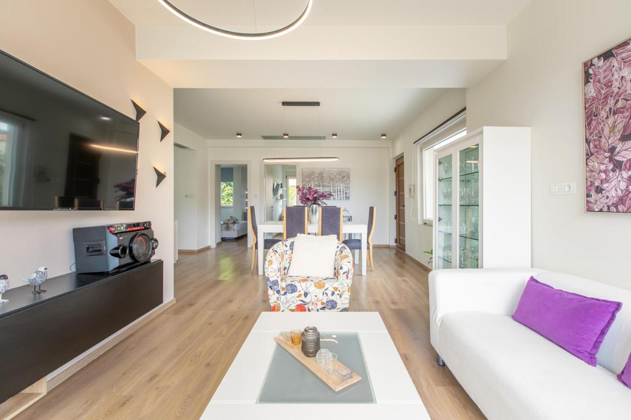 Gk Halepa Luxury Apartment *