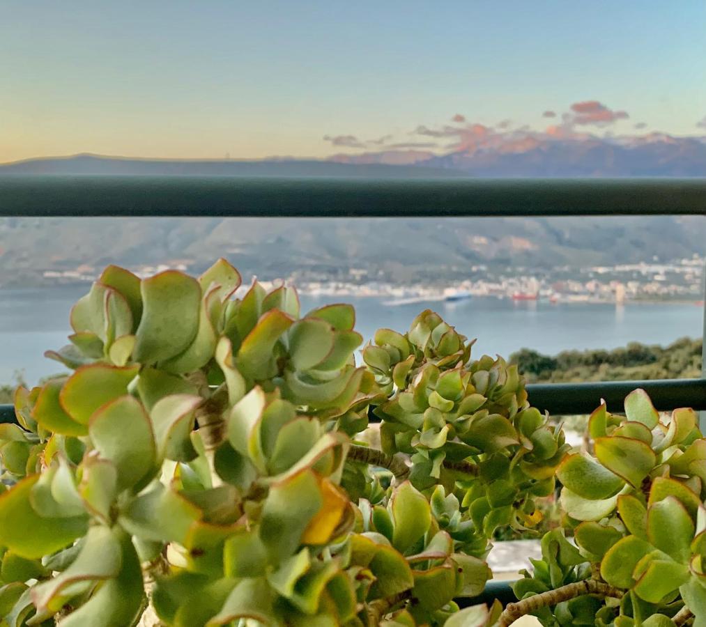 Aggelos And Thisbe Chania Suburbs Sea View Ferienhaus