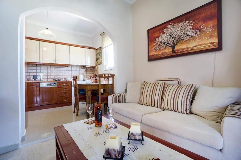 Diotima - Astonishing Seaview Apartment *