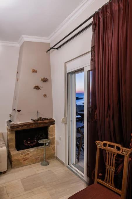 Diotima - Astonishing Seaview Apartment Chania (Crete)