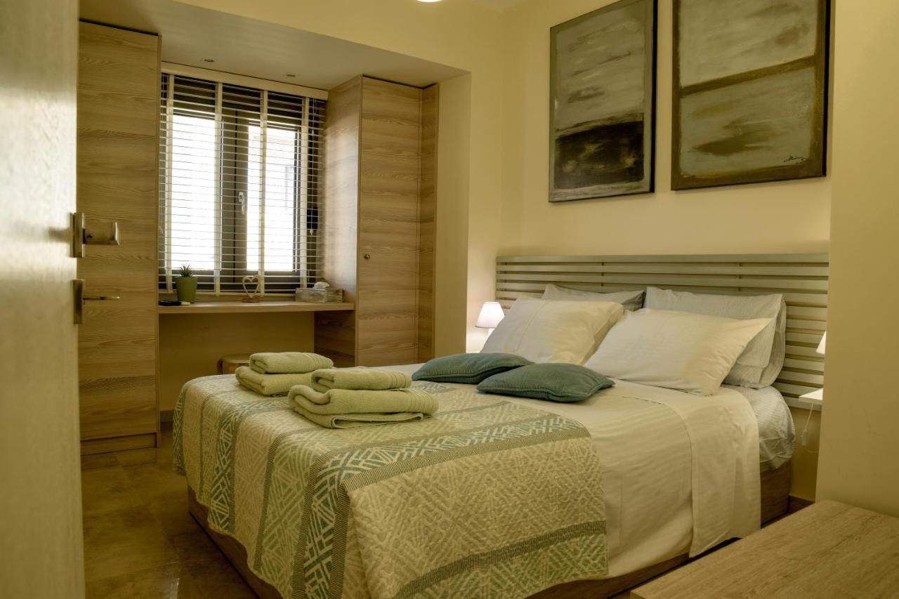 Filia Luxury *