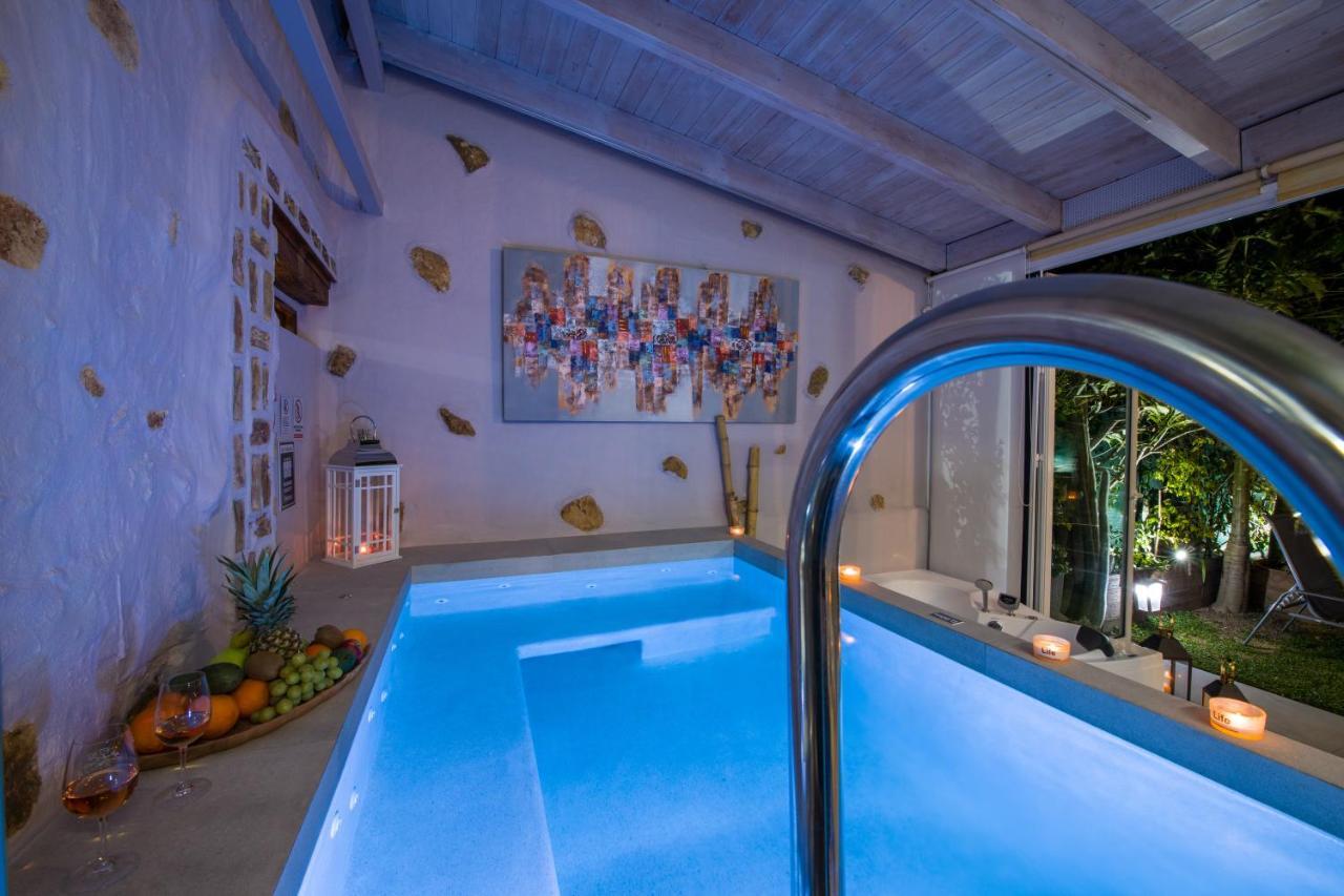 Splantzia - Heated Pool - Garden Villa