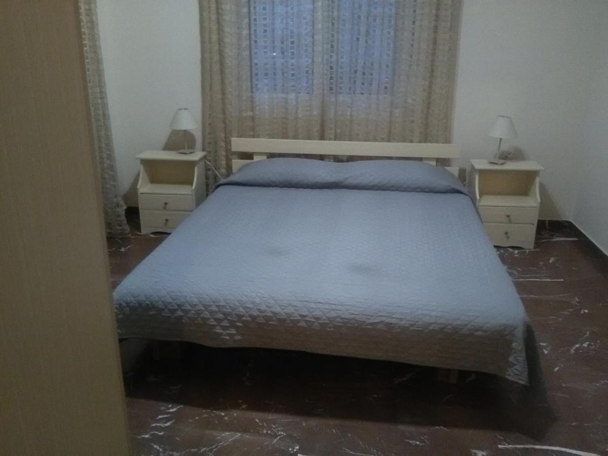 Alexandros Studios & Chania (Crete)