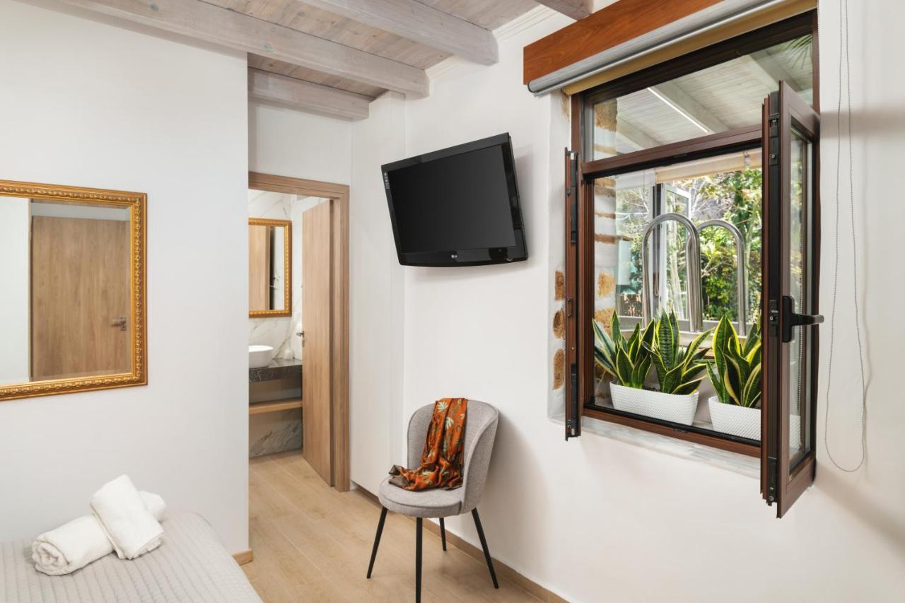 Splantzia - Heated Pool - Garden Villa