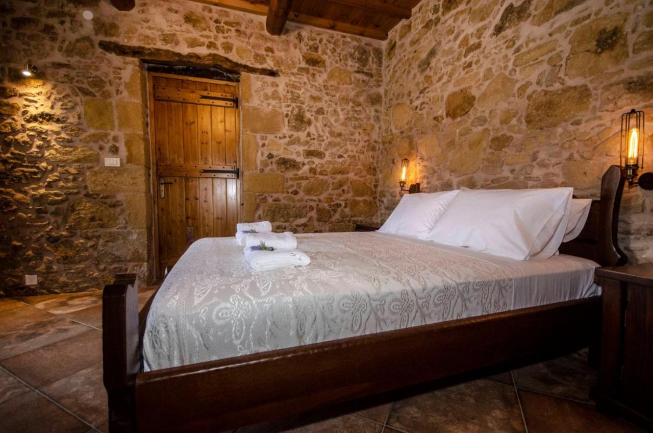 Metochi Traditional House Holiday home *