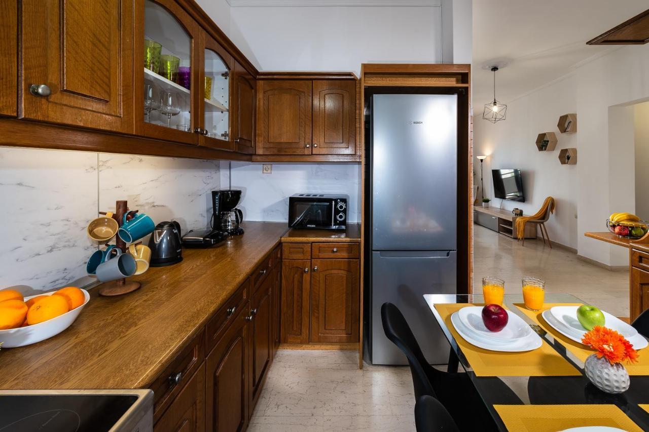 Apt. With Parking - 3 Min From Old Port