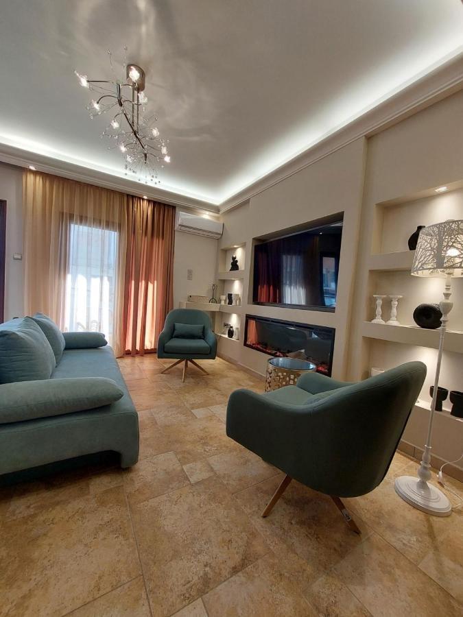 Rika's Sea View Apartment
