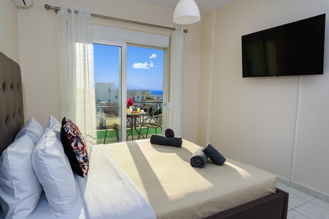 25 Apartment *