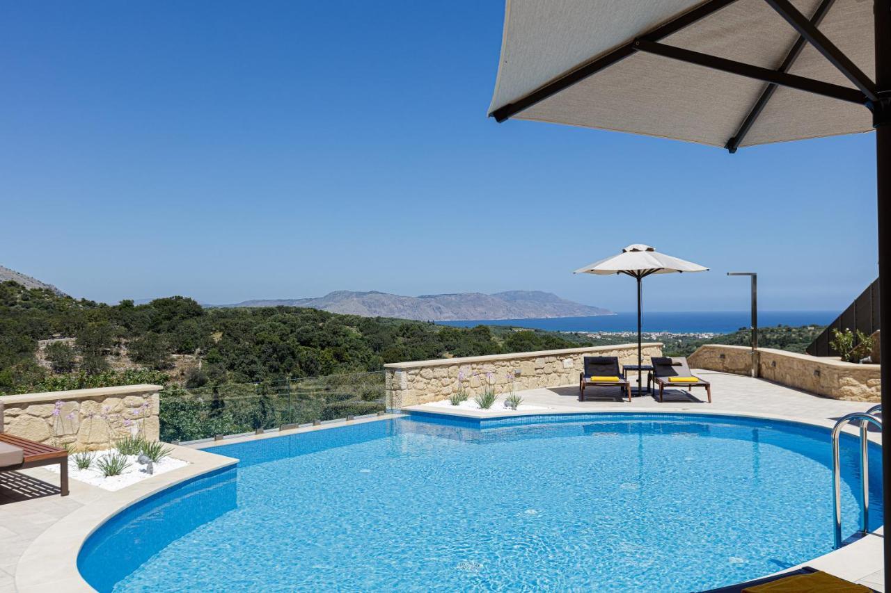 Vardina Villa
