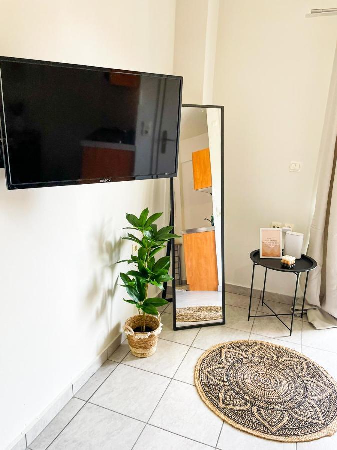 Apartment Derm's