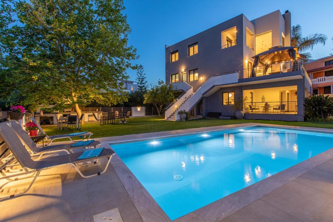 Crystal Waves Lux Villa-homeleader Villa *