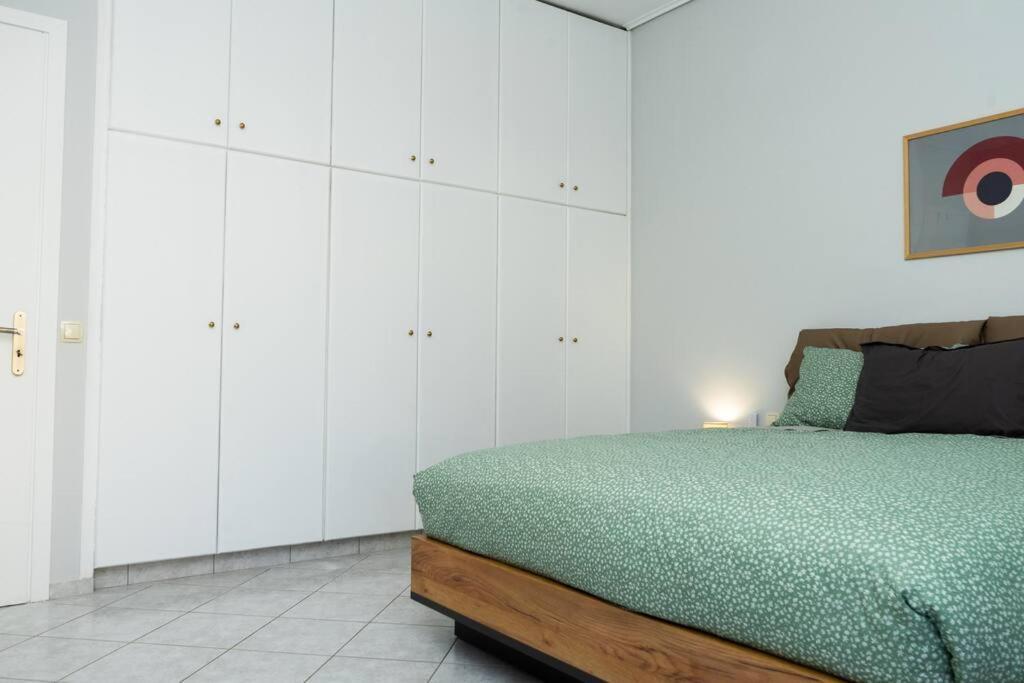 Steleni Apartment *