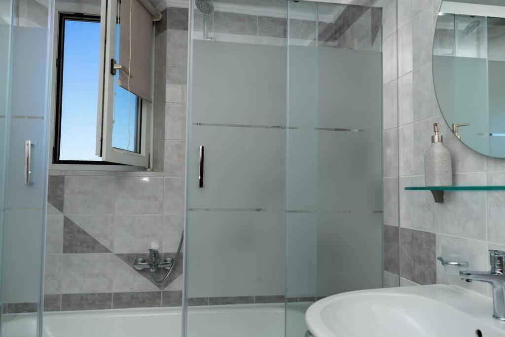 Steleni Appartement *