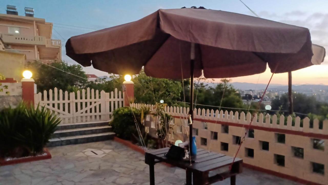 Rafaelhouse * Chrissi Akti Chania
