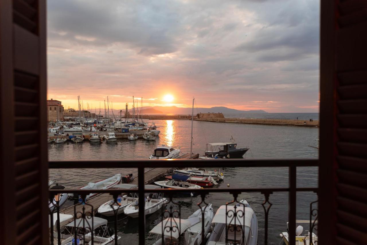 Destino Overlooking The Venetian Port Of Chania * Chrissi Akti Chania
