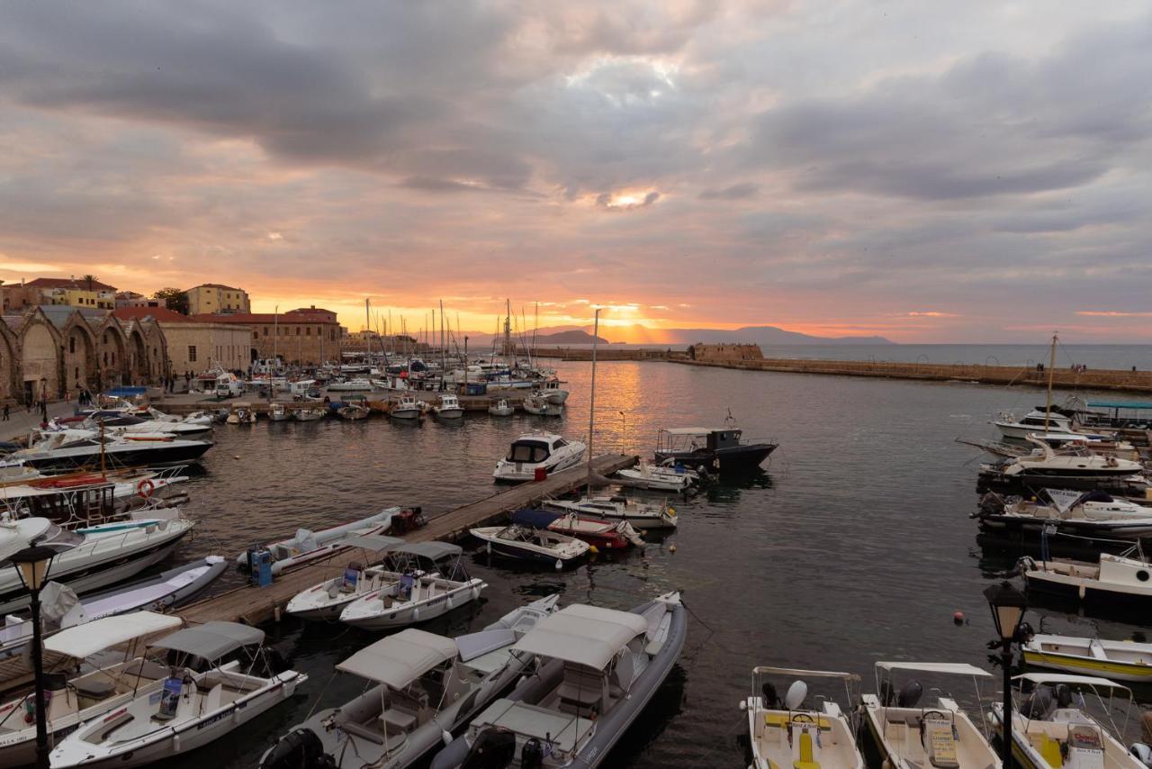 Apartamento Destino Overlooking The Venetian Port Of Chania *